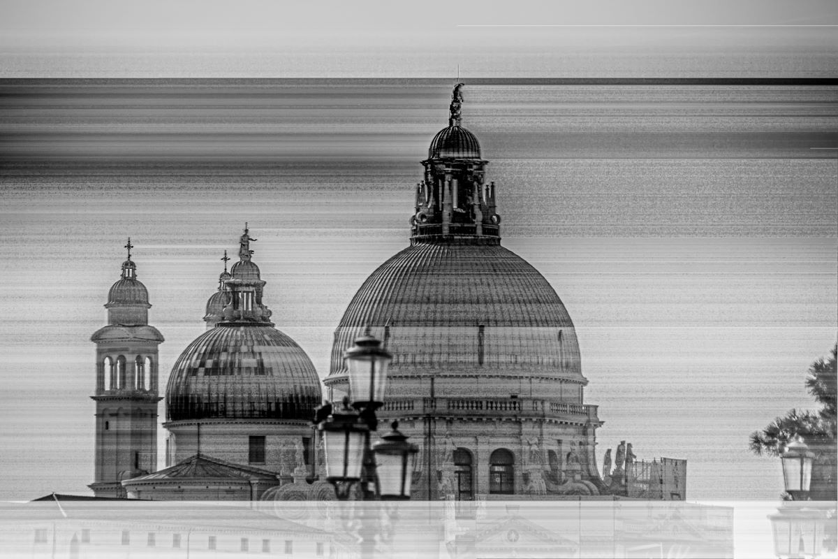 Le palais et ses ombres