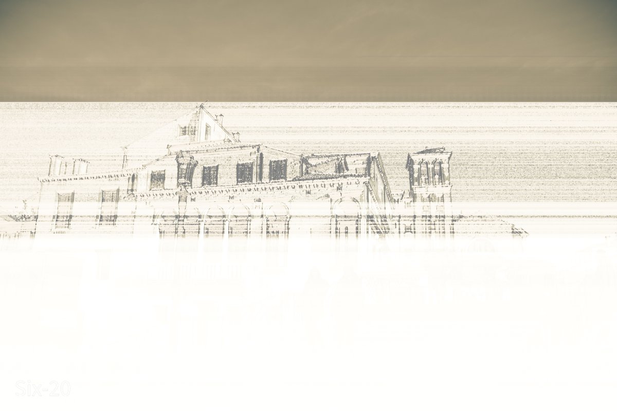 Les bois s’élèvent.
L’eau les enlace.
Le silence règne
, tirage noir et blanc